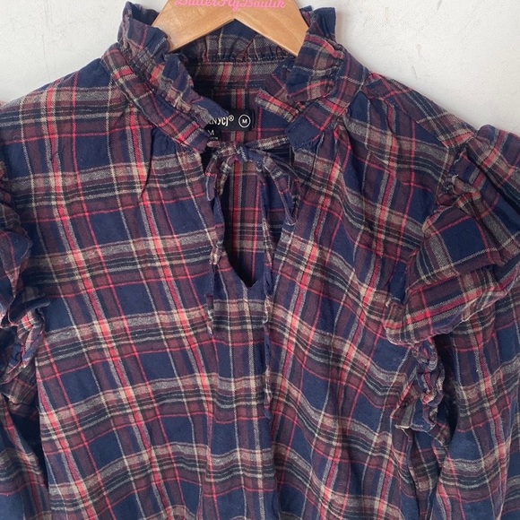 (A8) Blank NYC ON THE STREETS SHIRT, Size Medium, NWT - Picture 7 of 12